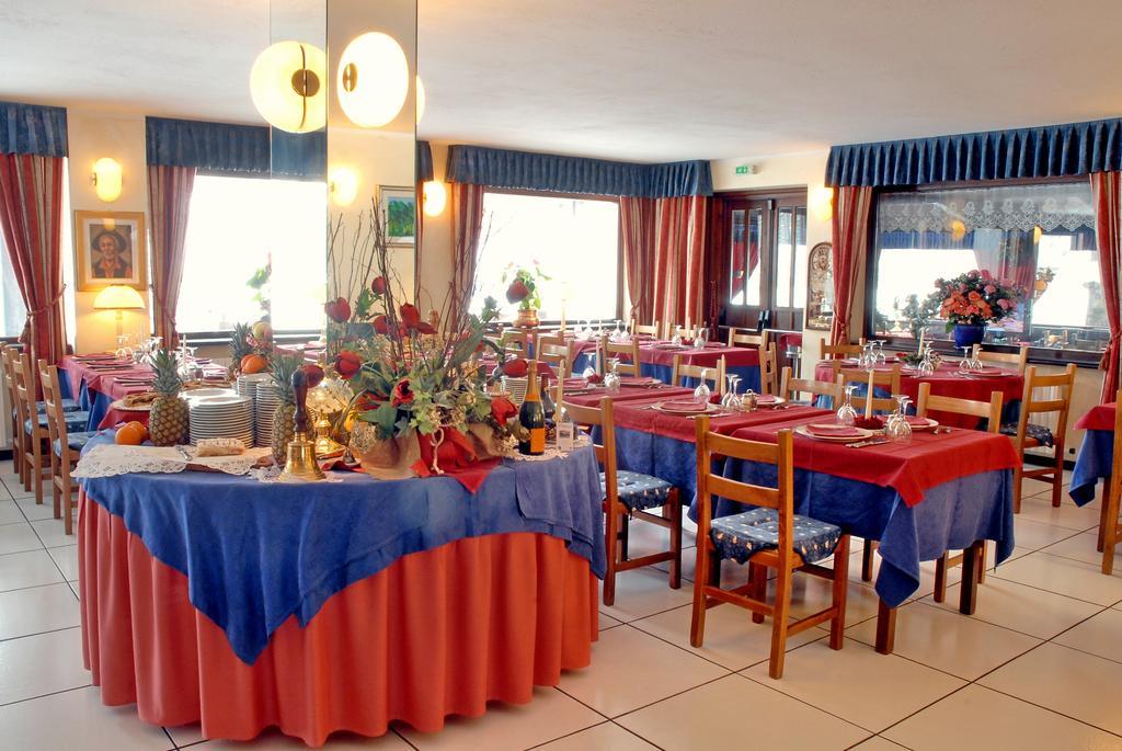 Hotel Edelweiss & Spa Cesana Torinese Eksteriør bilde